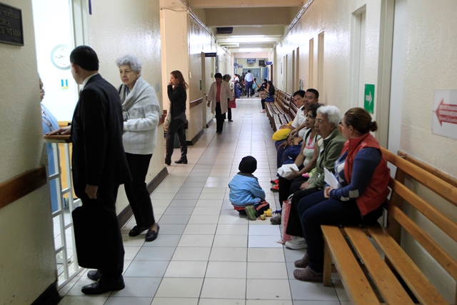 El Hospital Roosevelt afronta una de las peores crisis en su historia. (Foto Prensa Libre: Hemeroteca PL)