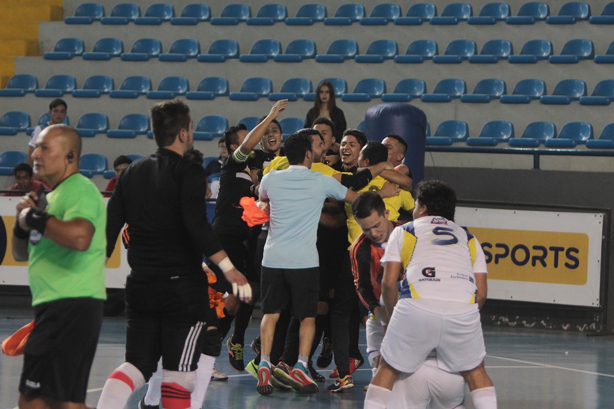 En la Liga de Ascenso, Tellioz se coronó campeón.