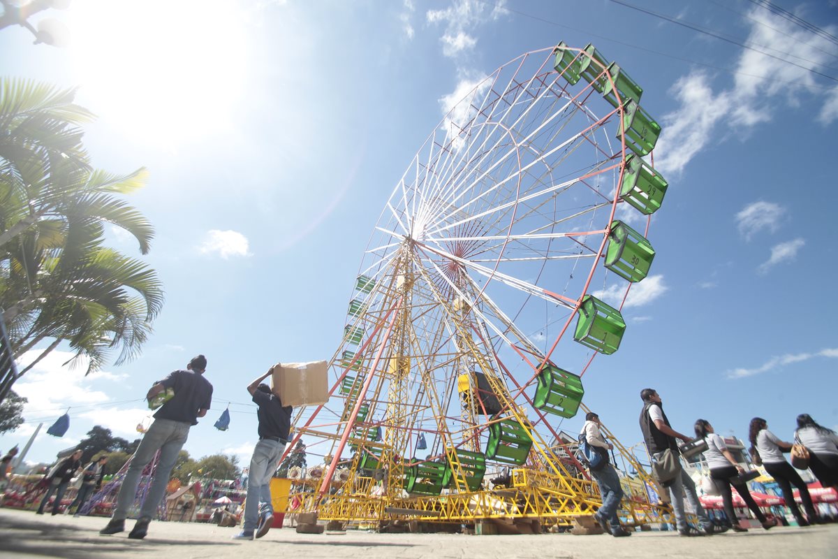 El reglamento elaborado por la Cored normará el uso de juegos mecánicos en ferias. (Foto Prensa Libre: HemerotecaPL)