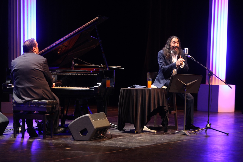 Ramón Jiménez Salazar, El Cigala, ofreció un show en el Teatro Nacional. (Foto Prensa Libre: Keneth Cruz)