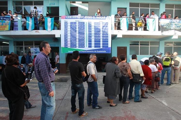 Solo dos del pliego de demandas ciudadana serían incluidos en el dictamen, si no sufre otros cambios. (Foto Prensa Libre: Hemeroteca PL)