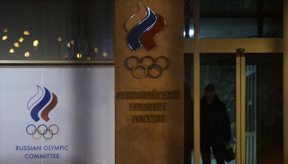 La Agencia Mundial Antidopaje investiga las reclamaciones de cuatro medallistas de oro rusos envueltos en casos de dopaje durante los Juegos Olímpicos de Invierno en Sochi, en 2014. (Foto Prensa Libre: Hemeroteca)