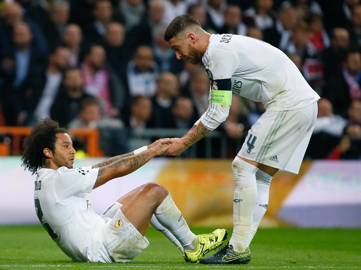 Marcelo se lesionó en el partido de la Liga de Campeones de Europa contra el PSG. (Foto Prensa Libre: EFE)