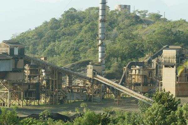 Proyecto Fénix en El Estor, Izabal, en 2008.