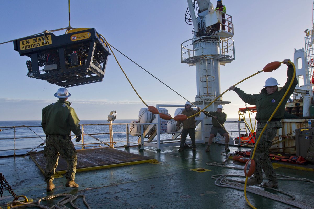 La Armada y el Ministerio de Defensa argentino resolvieron el jueves poner fin a la fase de búsqueda y rescate de personas (Foto Prensa Libre: AFP).