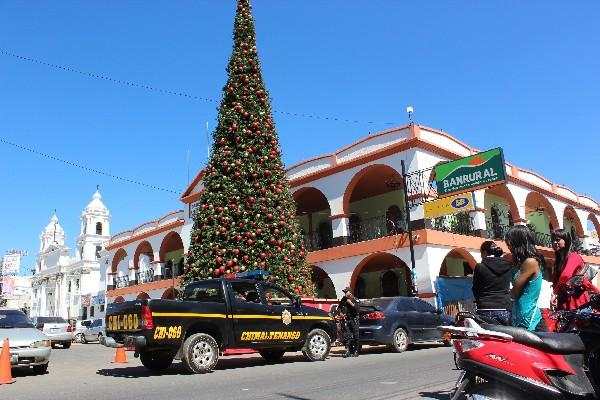 La Policía patrulla   calles de Chimaltenango.