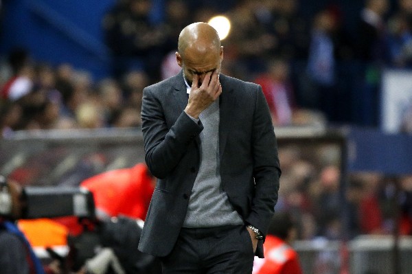 El técnico del Bayern Múnich sufrió durante el partido contra el Atlético de Madrid. (Foto Prensa Libre: EFE)