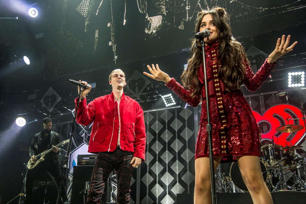 Camila Cabello se presentó recientemente en un certamen de iHeartRadio Jingle Ball 2016 en Florida, EE. UU. (Foto Prensa Libre: AP)