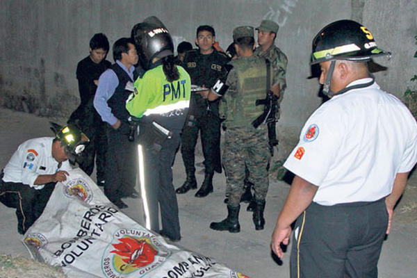 En Lo de Bran, Mixco, fue ultimado el adolescente Marlon Tinti.