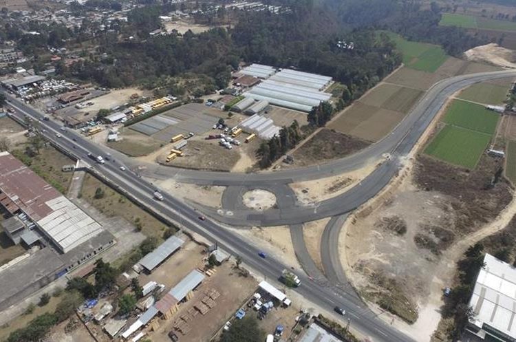 Construcción del libramiento de Chimaltenango. (Foto Prensa Libre: Hemeroteca PL)