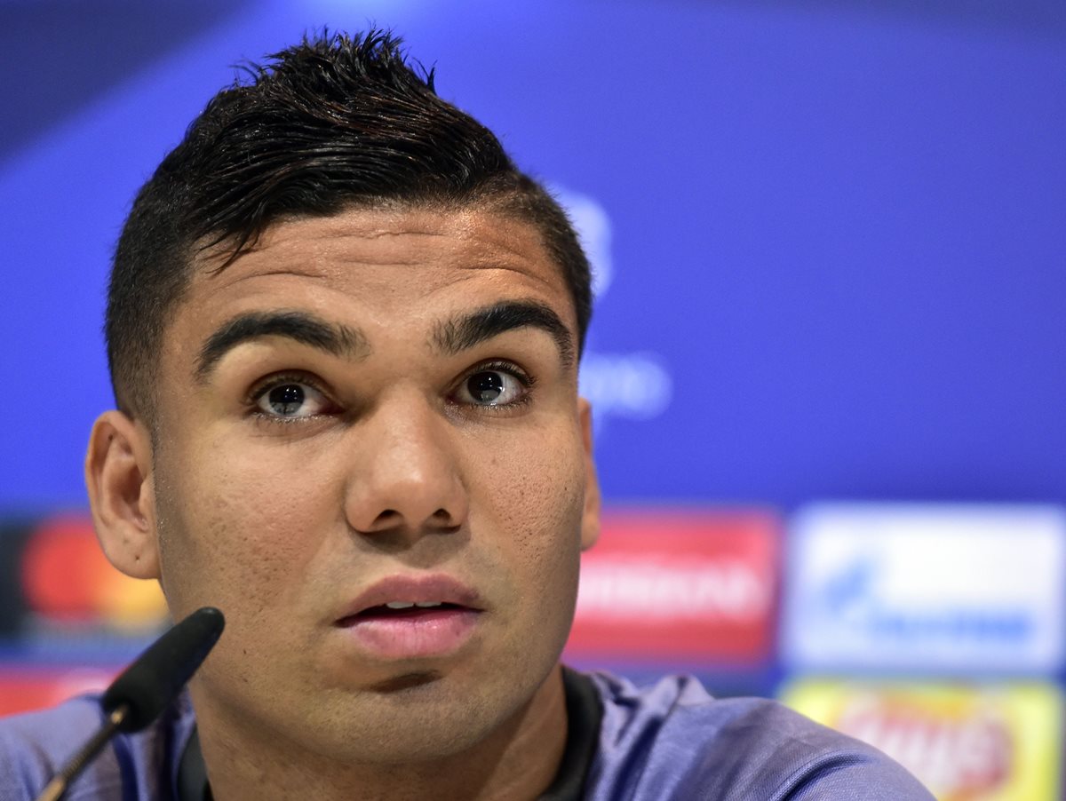 El volante brasileño Casemiro, del Real Madrid, aseguró que la eliminatoria contra el Bayern Múnich, todavía no está definida. (Foto Prensa Libre: AFP)