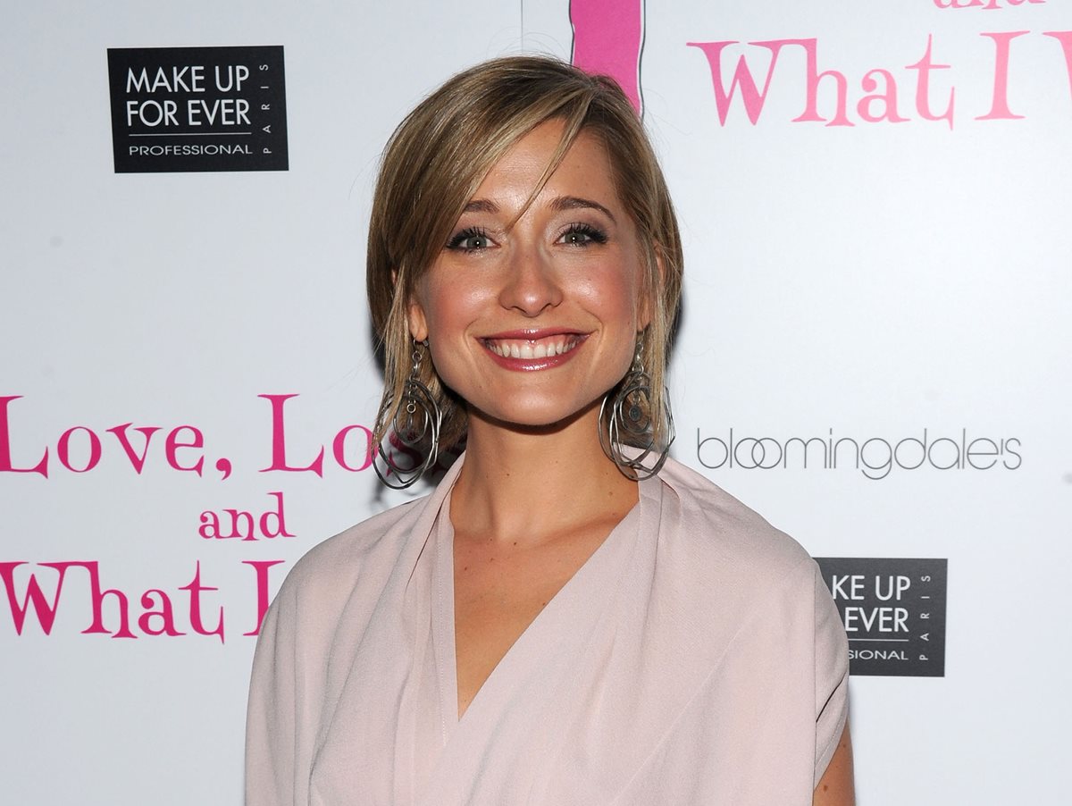 La actriz Allison Mack es señalada de pertenecer a una secta establecida en Nueva York. (Foto Prensa Libre: AFP)