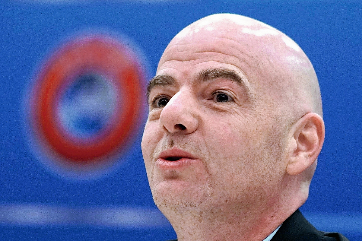 El secretario general de la Uefa, Gianni Infantino durante la conferencia de prensa en Vienna, Austria. (Foto Prensa Libre: AFP)