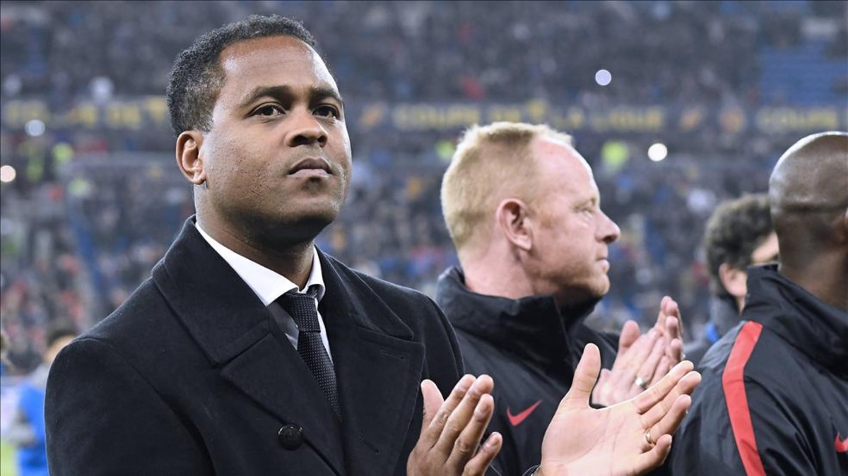 Patrick Kluivert se desliga del París Saint Germain. (Foto Prensa Libre: EFE)