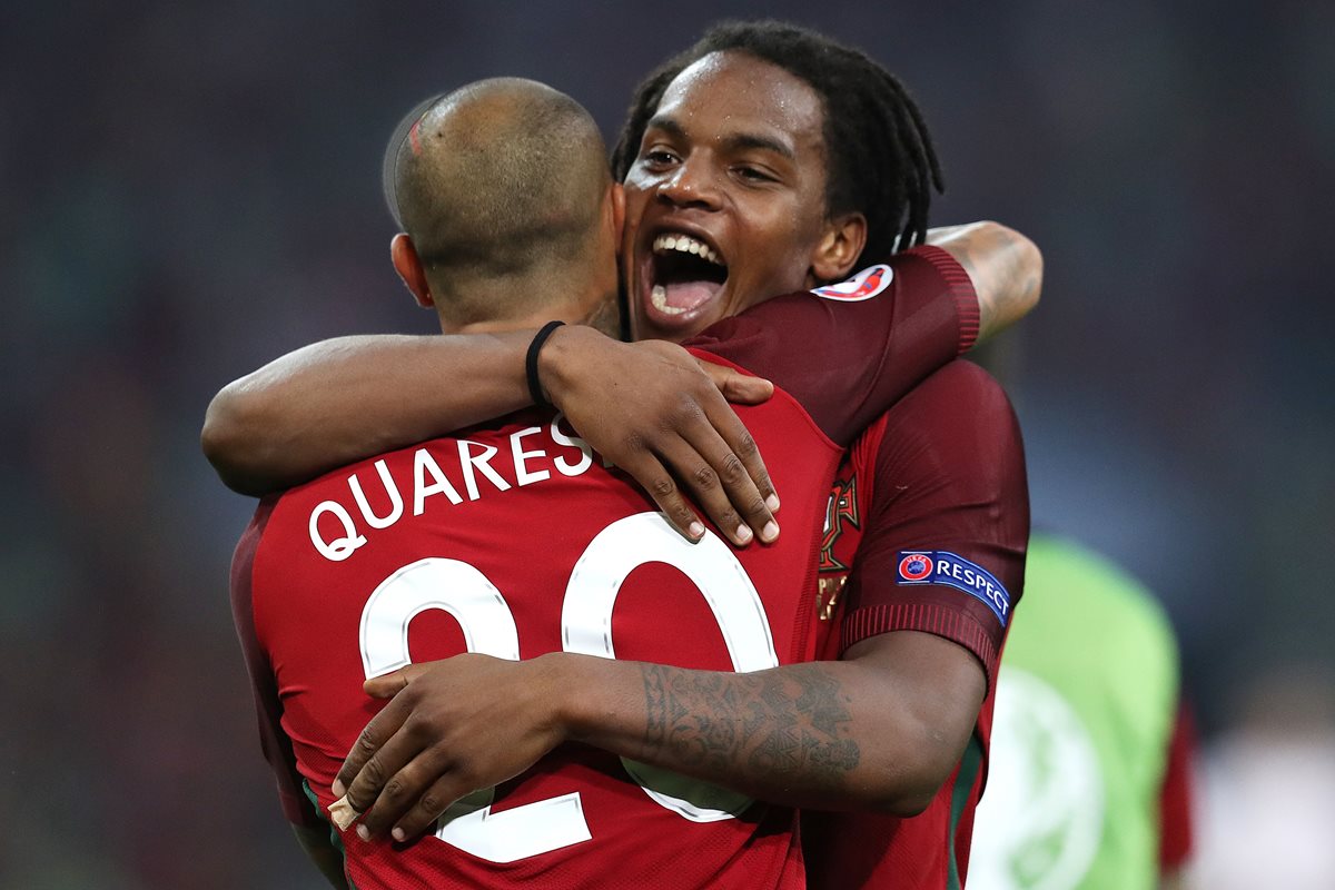 Con tan solo 18 años, Sanches ya es figura para Portugal en la Eurocopa 2016. (Foto Prensa Libre: AFP)