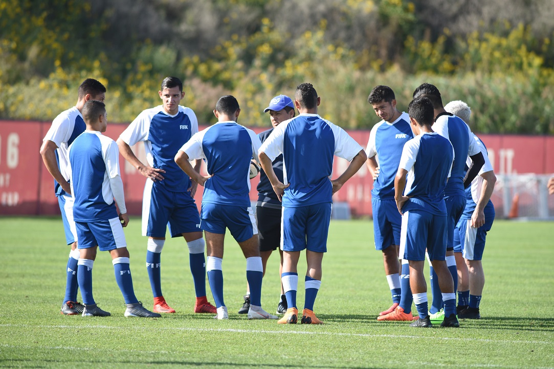 La Selección Nacional jugará esta noche contra Ecuador. La alineación tendrá nueve cambios de la que jugó frente a Argentina. (Foto Prensa Libre: Wilfredo Girón)