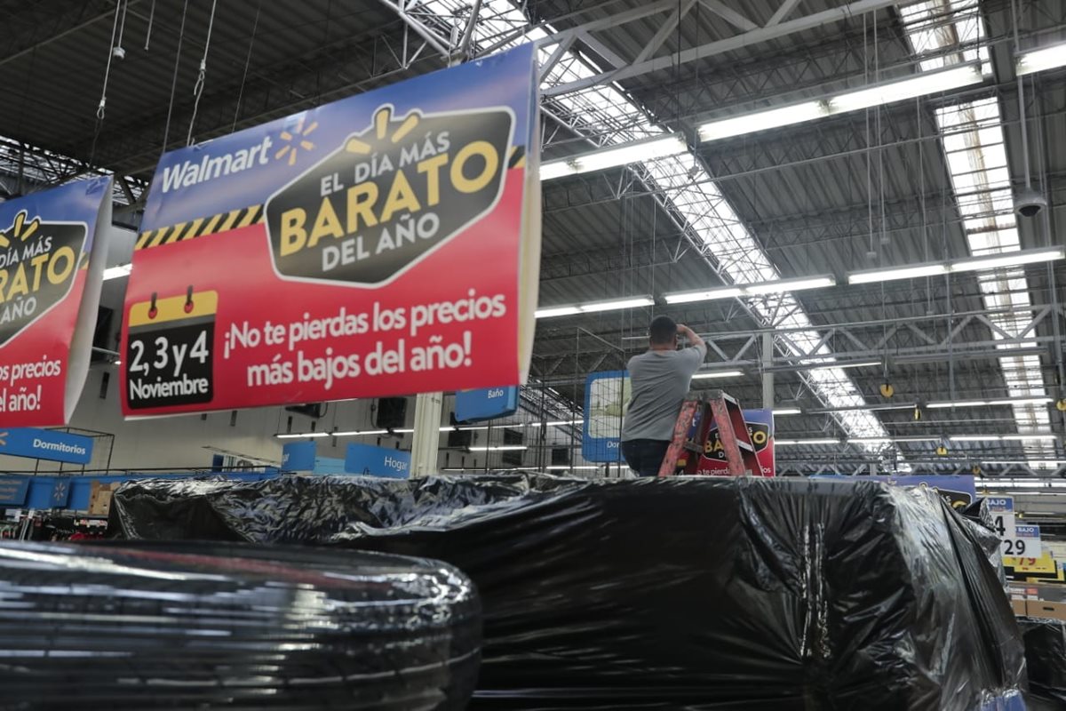 Los productos que estarán ofertados durante El Día Más Barato del Año serán revelados hasta el próximo viernes 2 de noviembre. (Foto Prensa Libre: Juan Diego González)