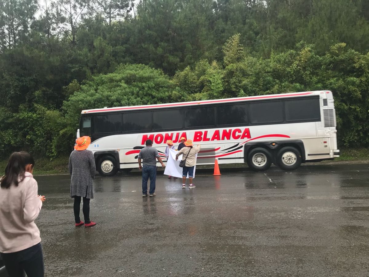 Pacay se trasladó en bus desde la ciudad capital hasta Cobán. (Foto Prensa Libre: Eduardo Sam Chun)