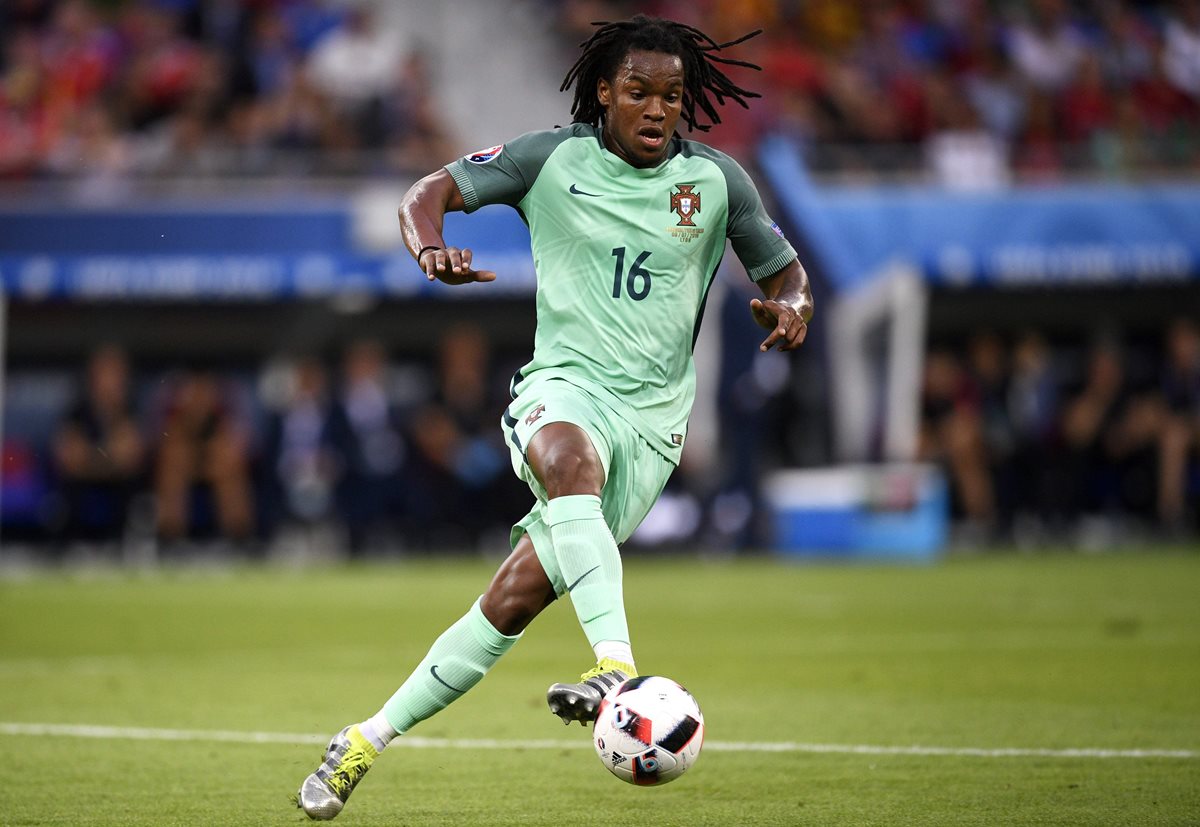 Renato Sanches es el jugador más joven que disputará la final de la Euro entre Portugal y Francia. (Foto Prensa Libre: AFP)