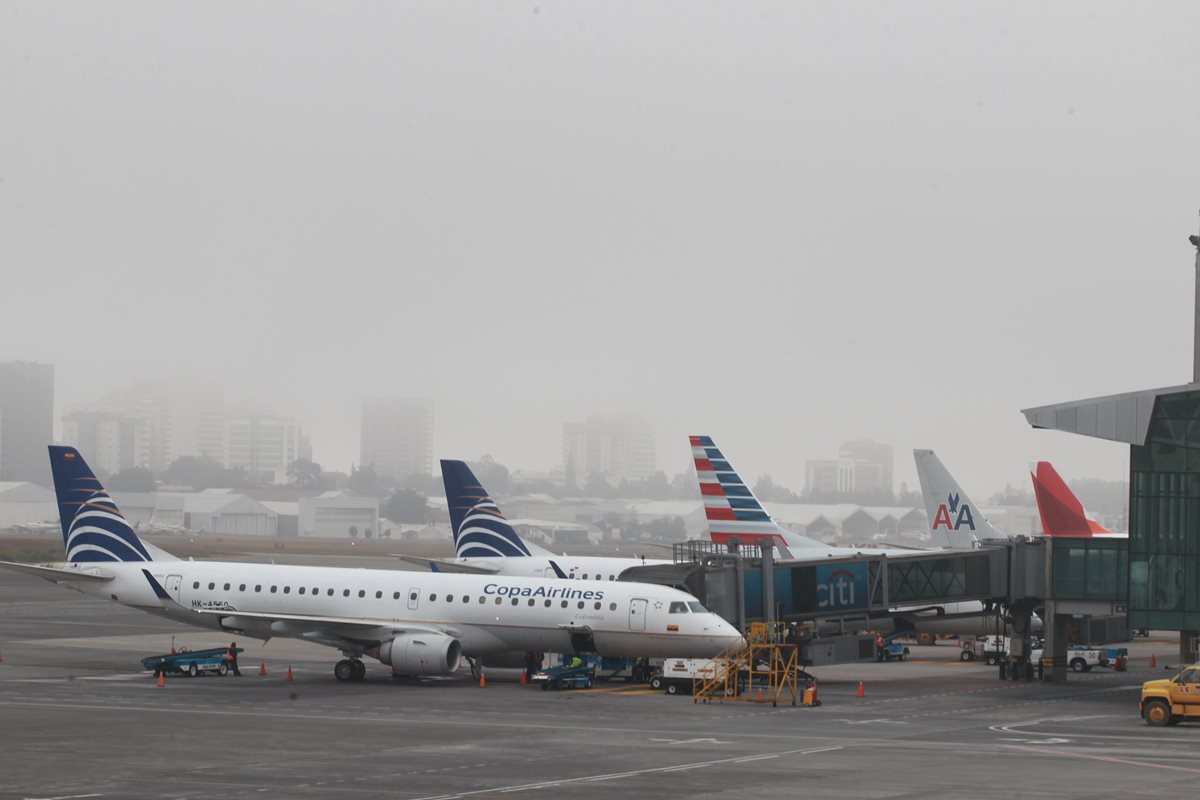 El aeropuerto internacional La Aurora corre el riesgo de perder la categoría 1. (Foto Prensa Libre: Estuardo Paredes)