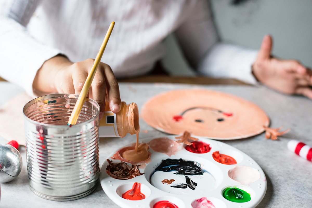 Las actividades artísticas y recreativas predominan en los cursos de vacaciones (Foto Prensa Libre: servicios / Pexels).