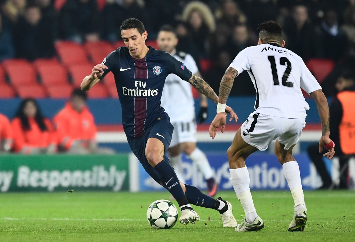 El PSG mostró su total apoyo a Ángel Di María. (Foto Prensa Libre: AFP)