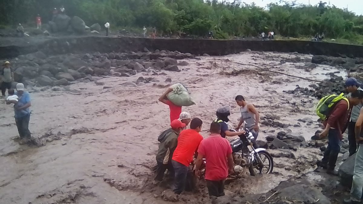 Estas poblaciones están cercanas al Volcán de Fuego.