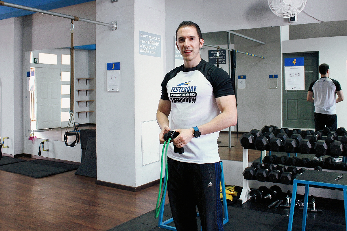 The Fit Center se enfoca en asesoría nutricional, con ejercicios para mejorar el metabolismo, coordinación,flexibilidad y resistencia muscular.