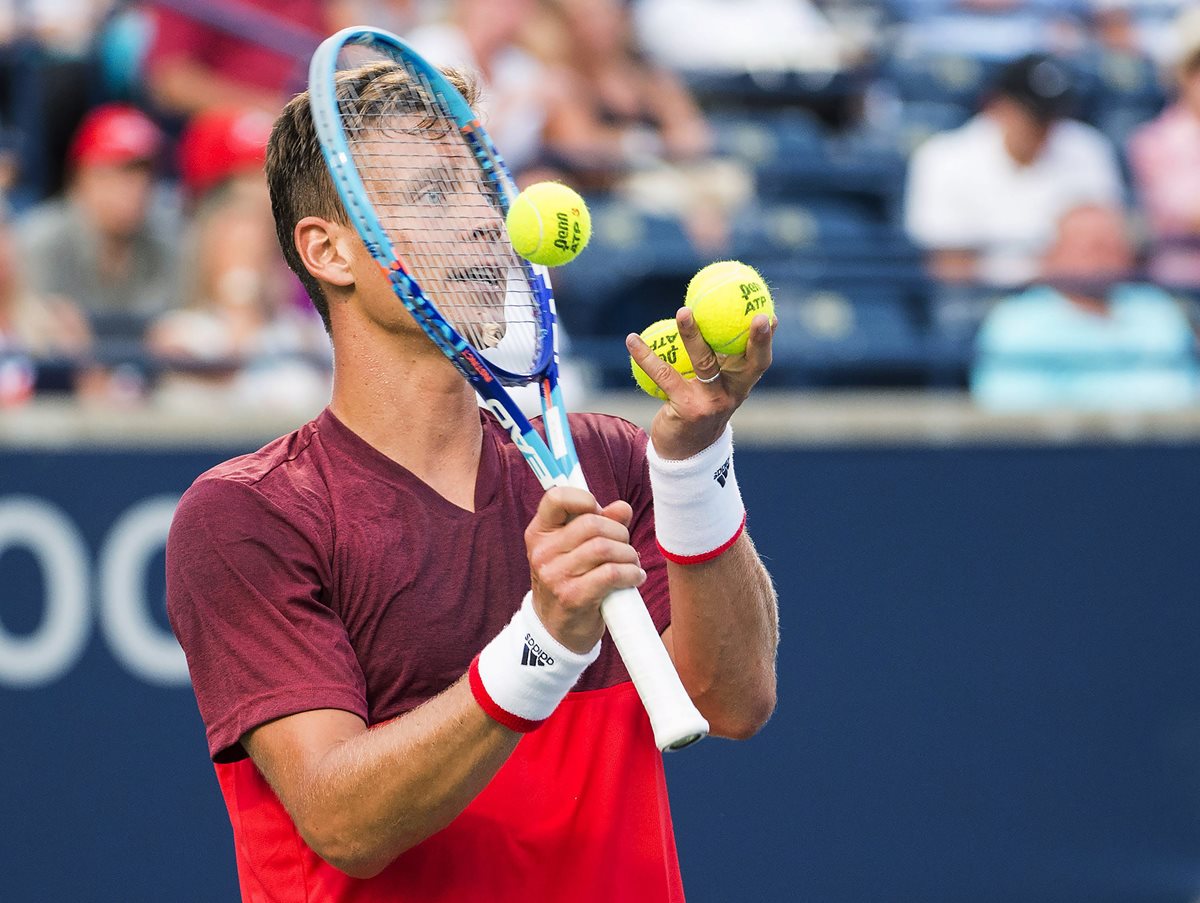 El tenista checo Thomas Berdych anunció que no participará en el Us Open porque fue diagnosticado con apendicitis. (Foto Prensa Libre: AP)