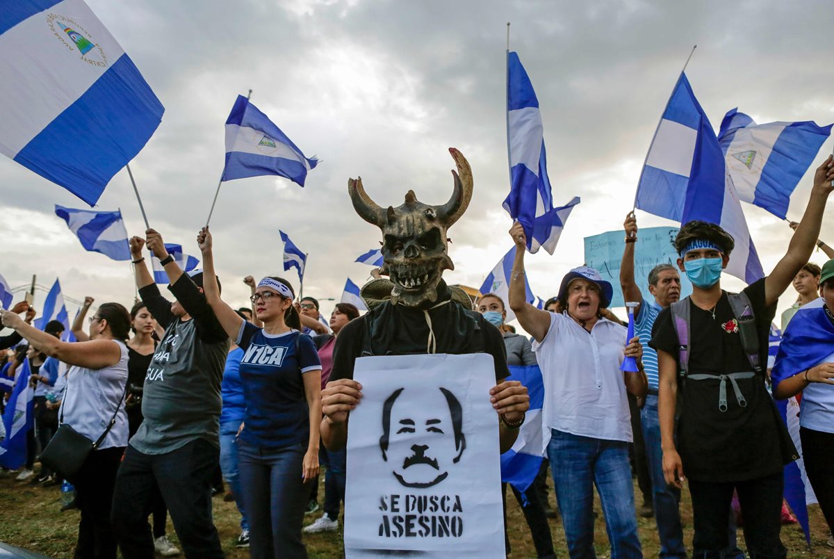 Estudiantes protestan en contra del gobierno de Daniel Ortega en Managua (Nicaragua). (AFP).