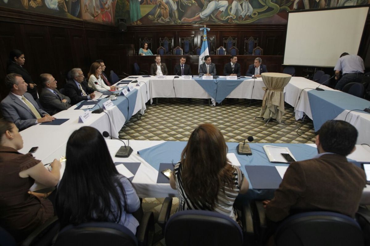 Las comisiones de trabajo del Congreso tuvieron poco avance en su mandato de dictaminar iniciativas de ley. (Foto Prensa Libre: Hemeroteca PL)