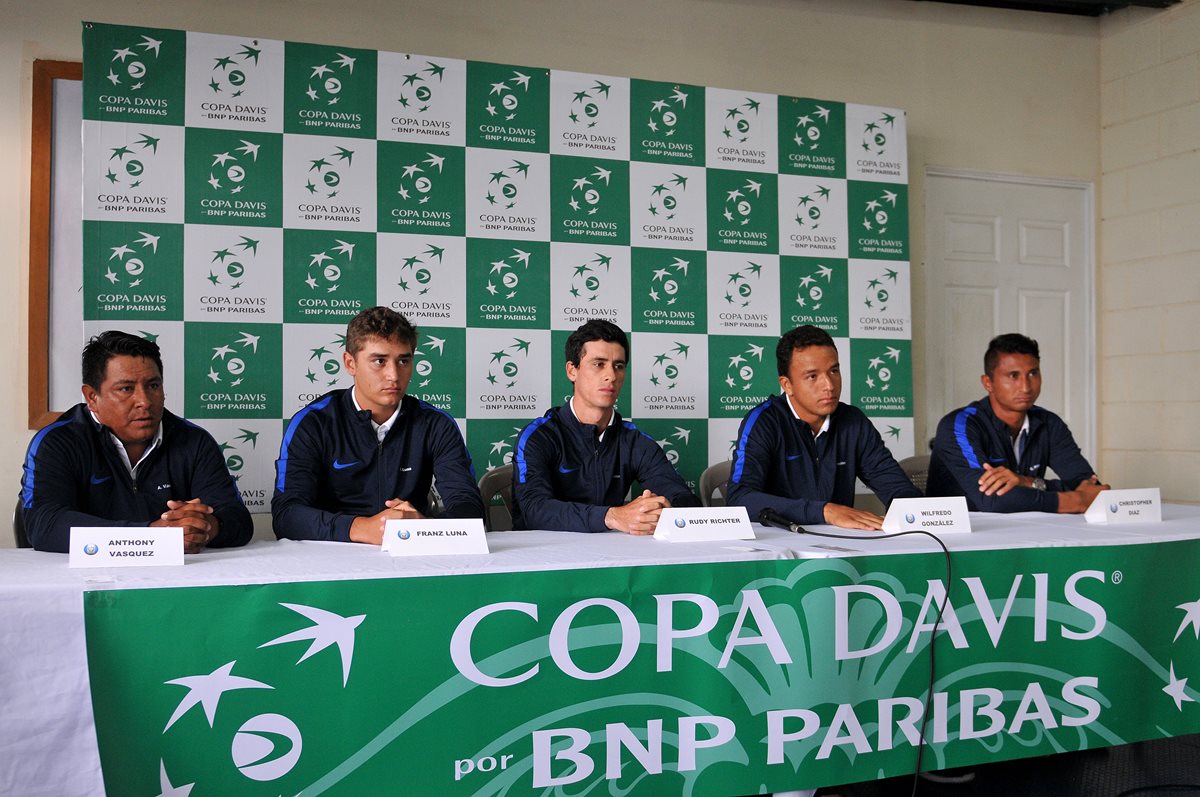 Anthony Vásquez, Franz Luna, Rudy Richter, Wilfredo González y Christopher Díaz son los representantes de Guatemala. (Foto Prensa Libre: Gloria Cabrera)