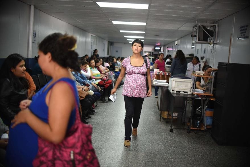 Las madres deben contribuir eficientemente para el desarrollo integral de los menores. (Foto Prensa Libre: Hemeroteca PL)