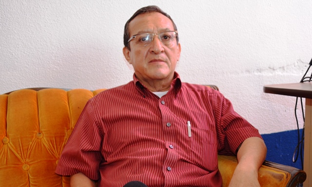 Gilberto Rolando Morales posee una larga trayectoria como médico en el hospital de San Marcos. (Foto Prensa Libre: Jorge Tizol)