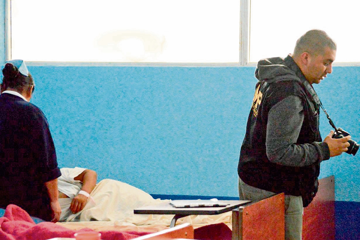 Joven madre  permanece  en el Hospital Regional de Huehuetenango antes de que fuera trasladada al  centro correccional en Sacatepéquez.