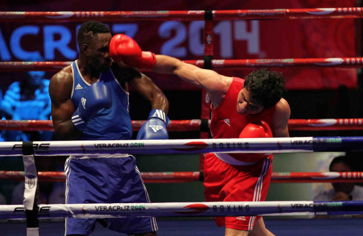 Lester Martínez -Rojo- se enfoca ahora en su participación en el Mundial de la AIBA. (Foto Prensa Libre: Cortesía COG)