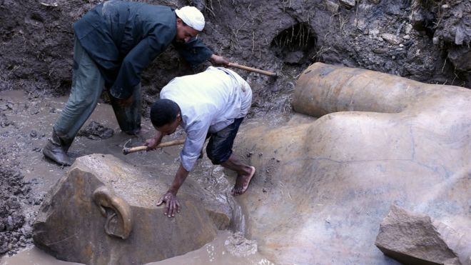 Los científicos calificaron como "impresionante" el hallazgo de la estatua. EPA