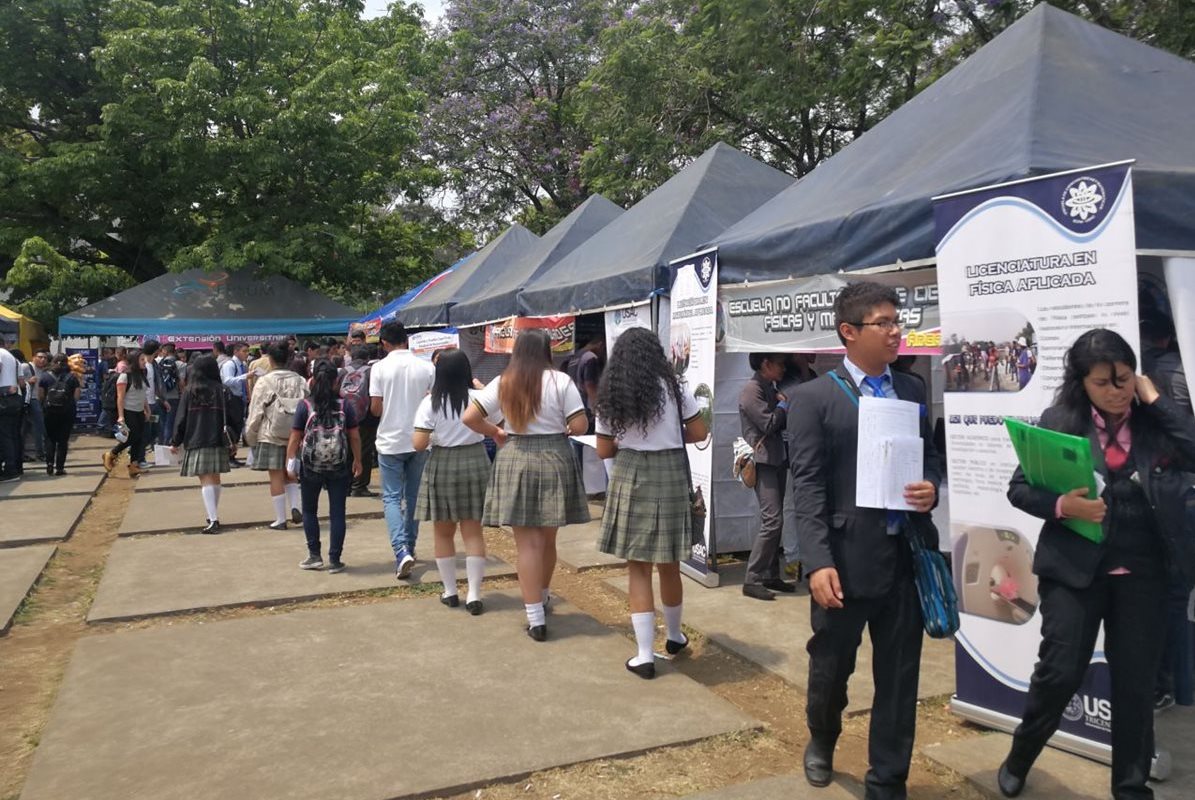 La actividad se desarrollará del 10 al 13 de abril en la Plaza de los Mártires de la Ciudad Universitaria, zona 12. (Foto Prensa Libre: Yanira Alvizurez)