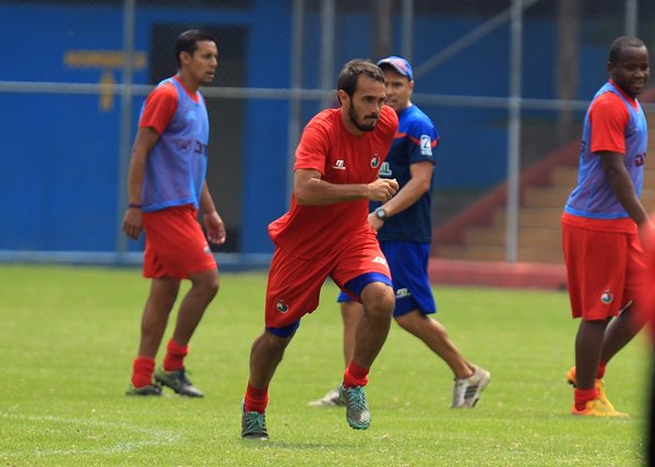 Gastón Puerari es el referente rojo del gol, con ocho anotaciones. (Foto Prensa Libre: Carlos Vicente)