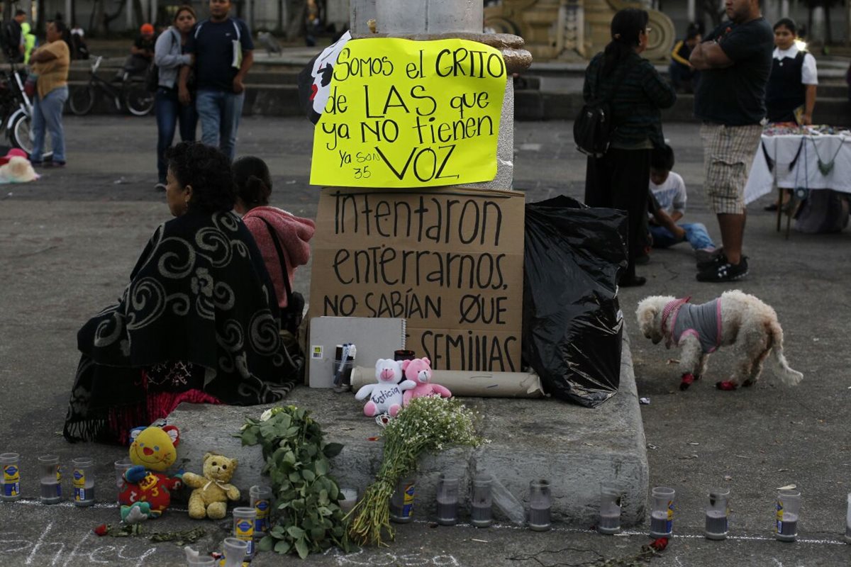 Nueve adolescentes fueron enviadas a Estados Unidos para recibir tratamiento médico (Foto Prensa Libre: Hemeroteca PL).