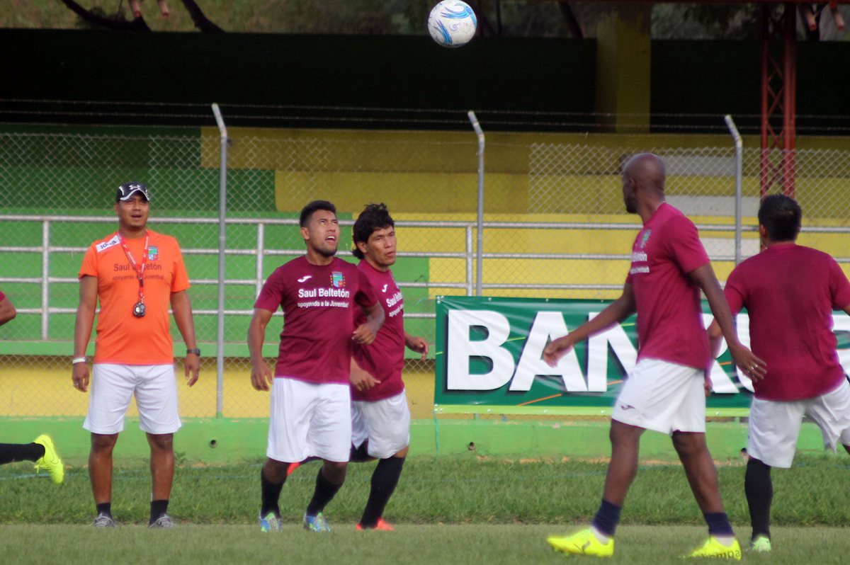 Entrenamiento de Guastatoya en el David Cordón Hichos. (Foto Prensa Libre: Hugo Oliva)