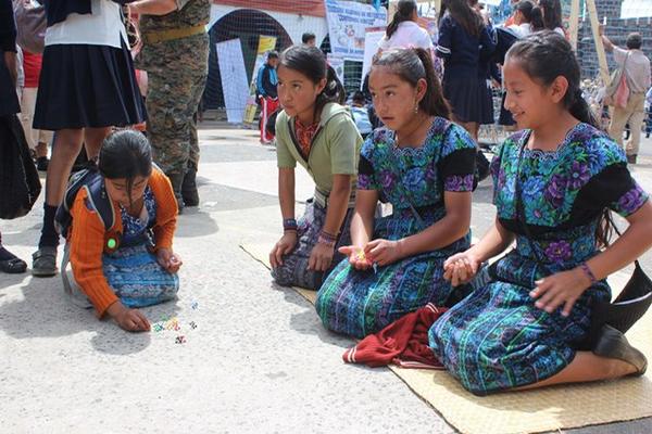 Los derechos de la niñas son más vulnerados, en especial el de educación, afirmaron organizaciones(Foto Prensa Libre: Hemeroteca PL).