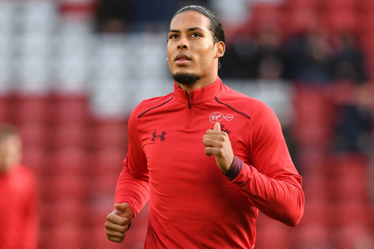 El defensa holandés Virgil van Dijk se une a las filas del Liverpool. (Foto Prensa Libre: AFP)