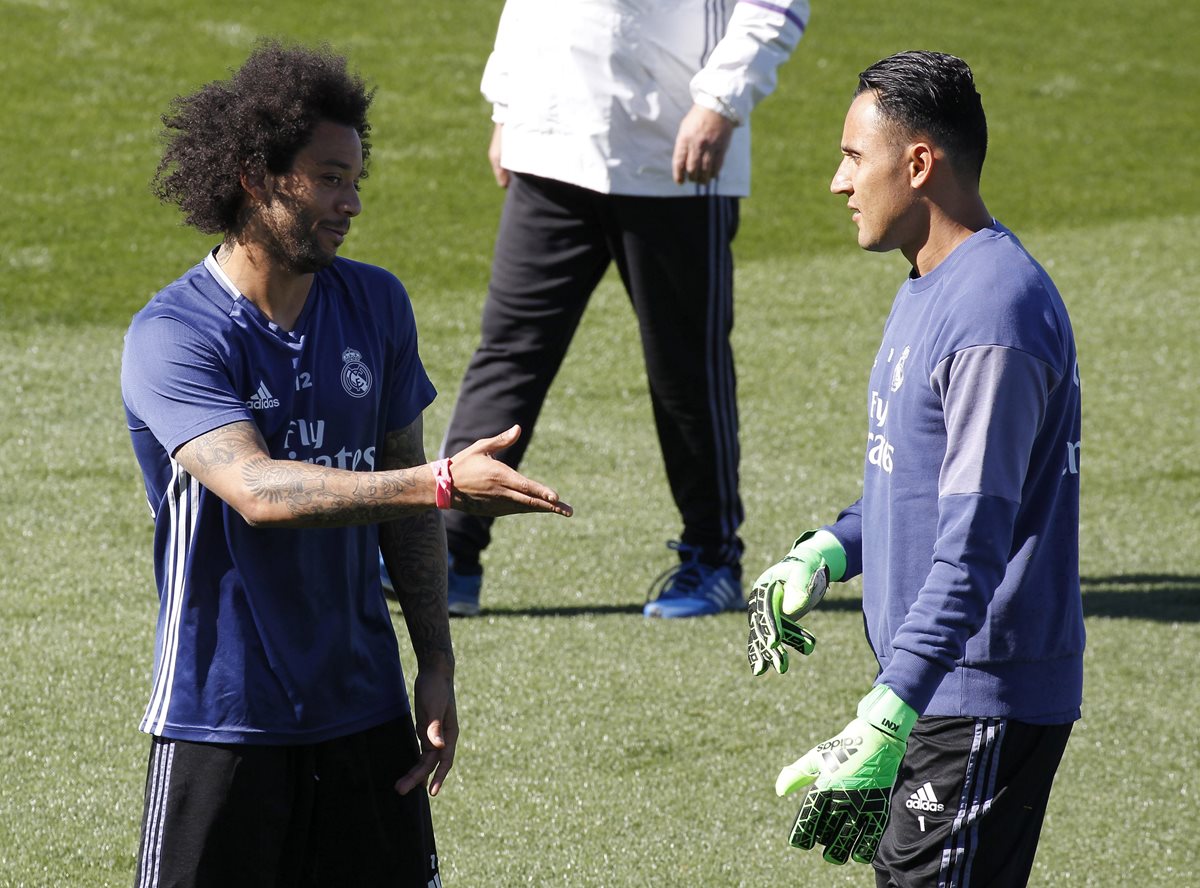 Marcelo y Keylor jugaron con sus respectivas selecciones en el parón internacional. (Foto Prensa Libre: EFE)