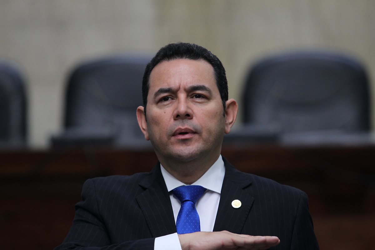 El mandatario Jimmy Morales durante la presentación de la Memoria de Labores de la Presidencia del OJ, este miércoles. (Foto Prensa Libre: Érick Ávila).