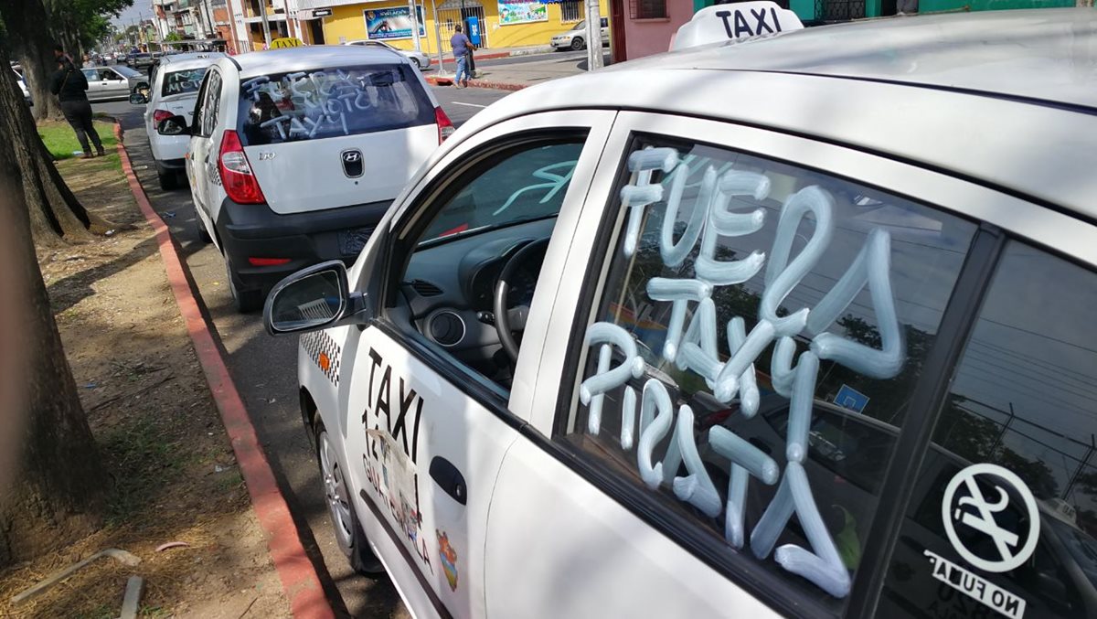 Se anunció que la manifestación sería por las altas multas, el ingreso de Uber, los taxis piratas y los mototaxis.