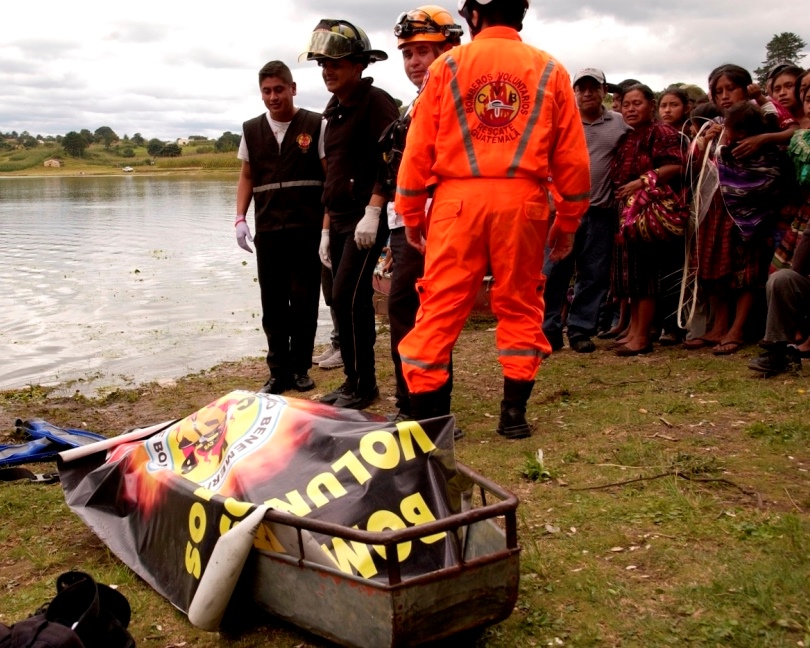 Luis Yacón Aguilar, murió ahogado en la laguna de la aldea San Sebastián Lemoa, Santa Cruz del Quiché, Quiché. (Foto Prensa Libre: Óscar Figueroa).