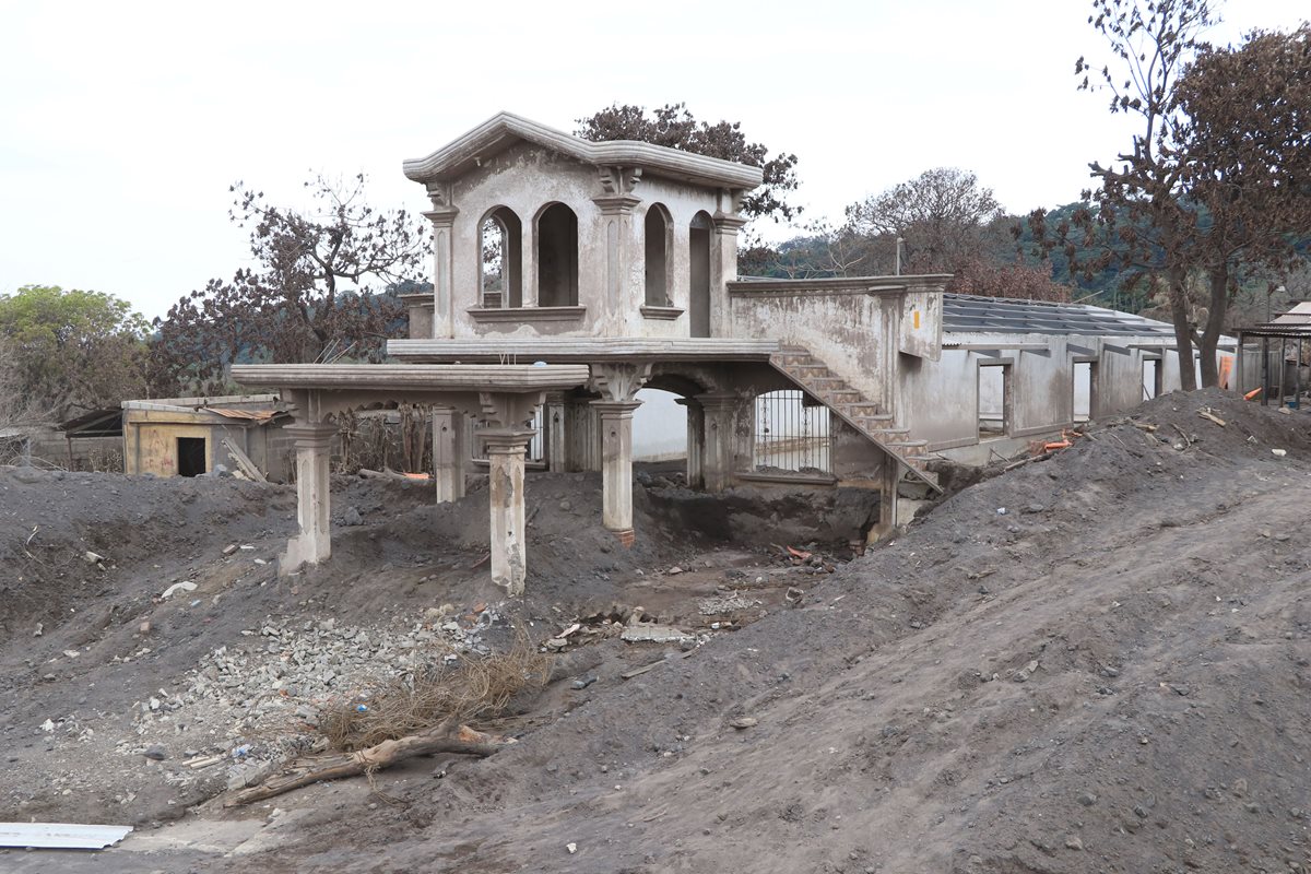 San Miguel Los Lotes quedó devastada. (Foto Prensa Libre: Enrique Paredes)