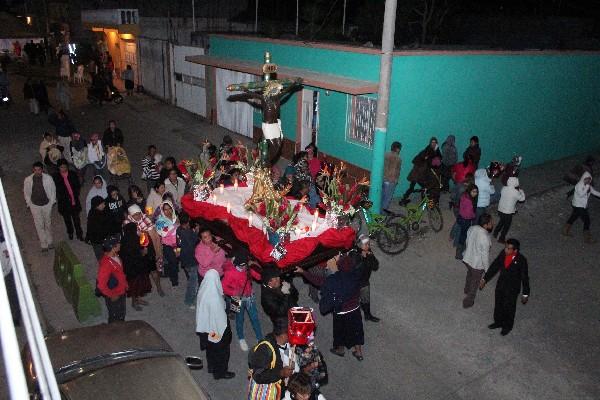 Procesión del Cristo Negro    recorre  calles de  la cabecera  de Jalapa.