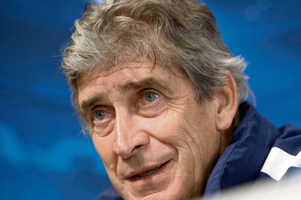 Manuel Pellegrini, entrenador del Mánchester City, compareció en la conferencia de hoy, en la víspera del juego del martes contra el FC Barcelona. (Foto Prensa Libre: AFP)